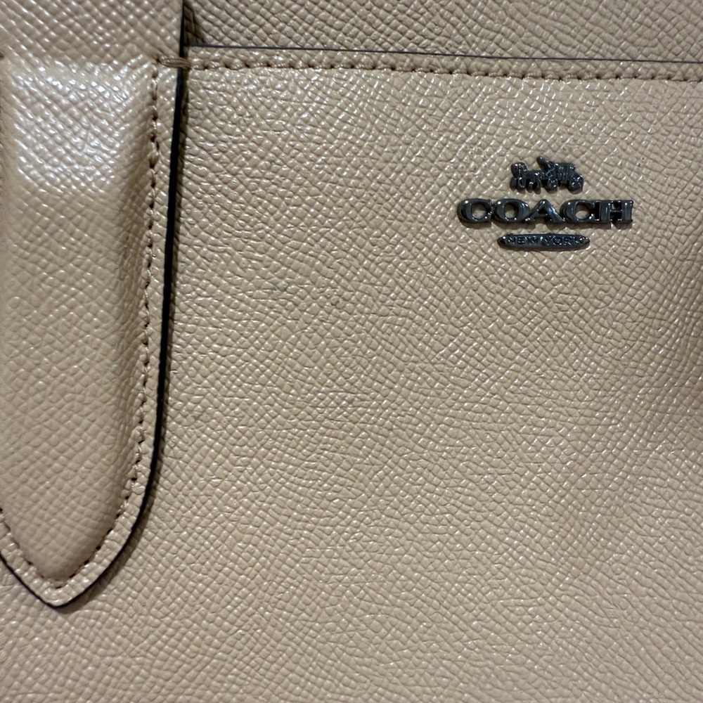 Coach Bailey Carryall Tote - Picture 3 of 8